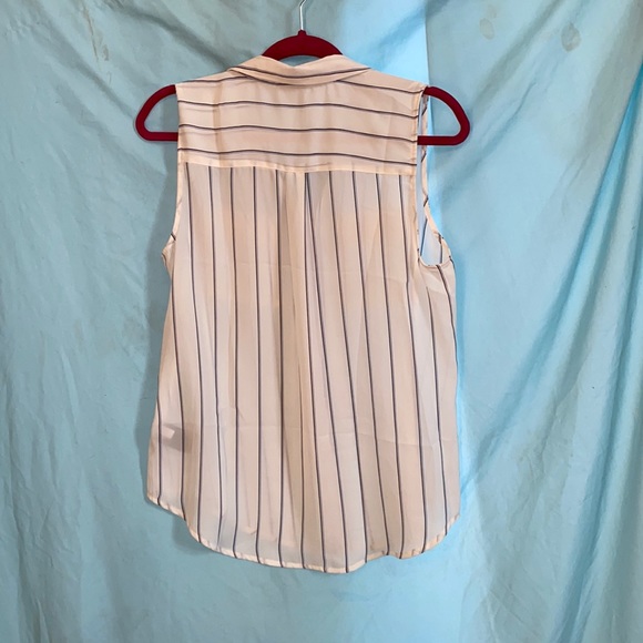 Size M sheer collared tank - Picture 2 of 2